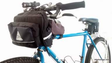 Picture of Axiom Atlas Handlebar Bag for bike commuting and touring