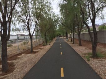 Picture of paved bike path from Las Vegas to Boulder City, Nevada for bike commuting and touring