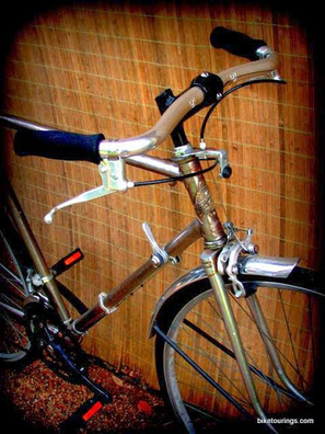 Picture of Velo Orange Porteur Handlebars and brake levers