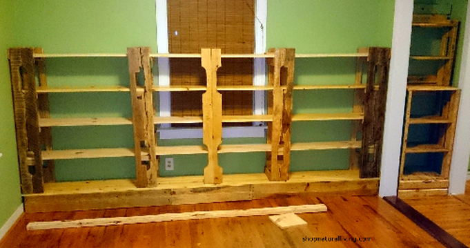 Picture of pallet wood shelving at Natural Living Country Store